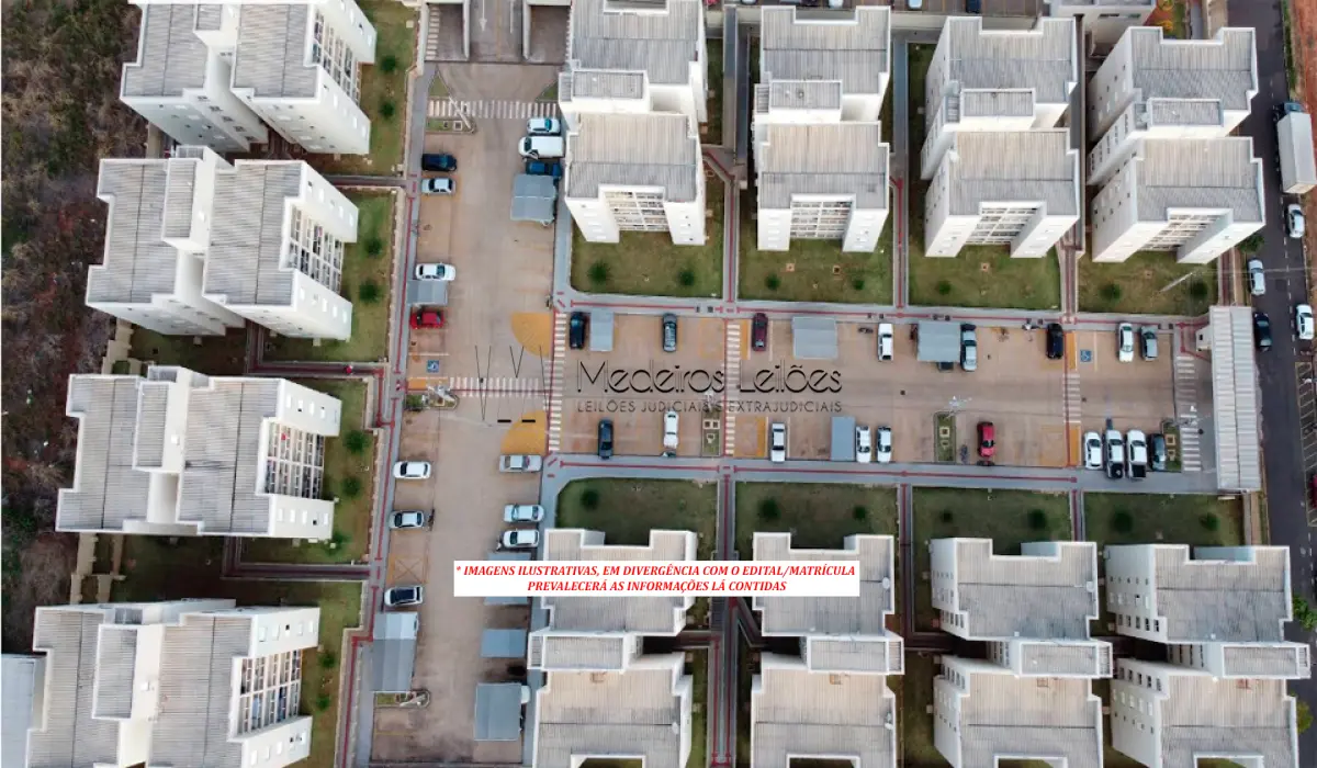 LOTE 010 - APARTAMENTO NO RESIDENCIAL VILLA ESPANHA EM MANDAGUAÇU/PR (DIREITOS AQUIS)